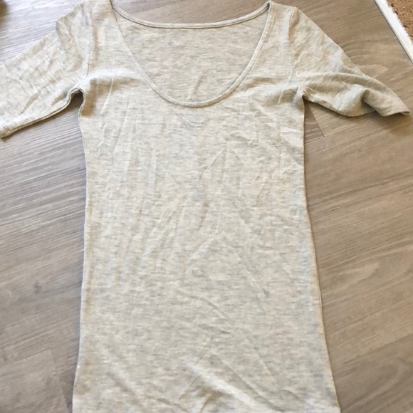 Club Monaco Sweaters - 🆕Club Monaco Cashmere Sweater ❤️